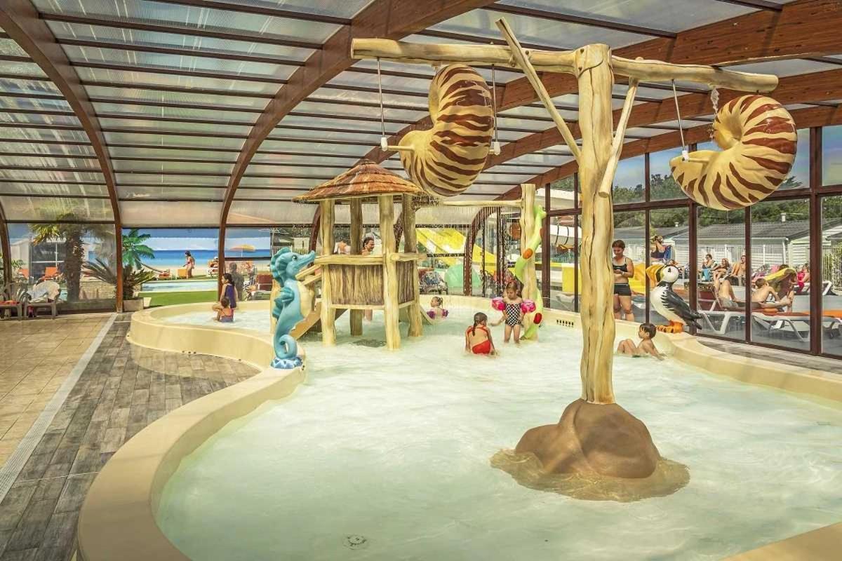 Camping 4 Etoiles - Parc Aquatique - Eei0Fi Saint-Georges-d'Oleron Luaran gambar