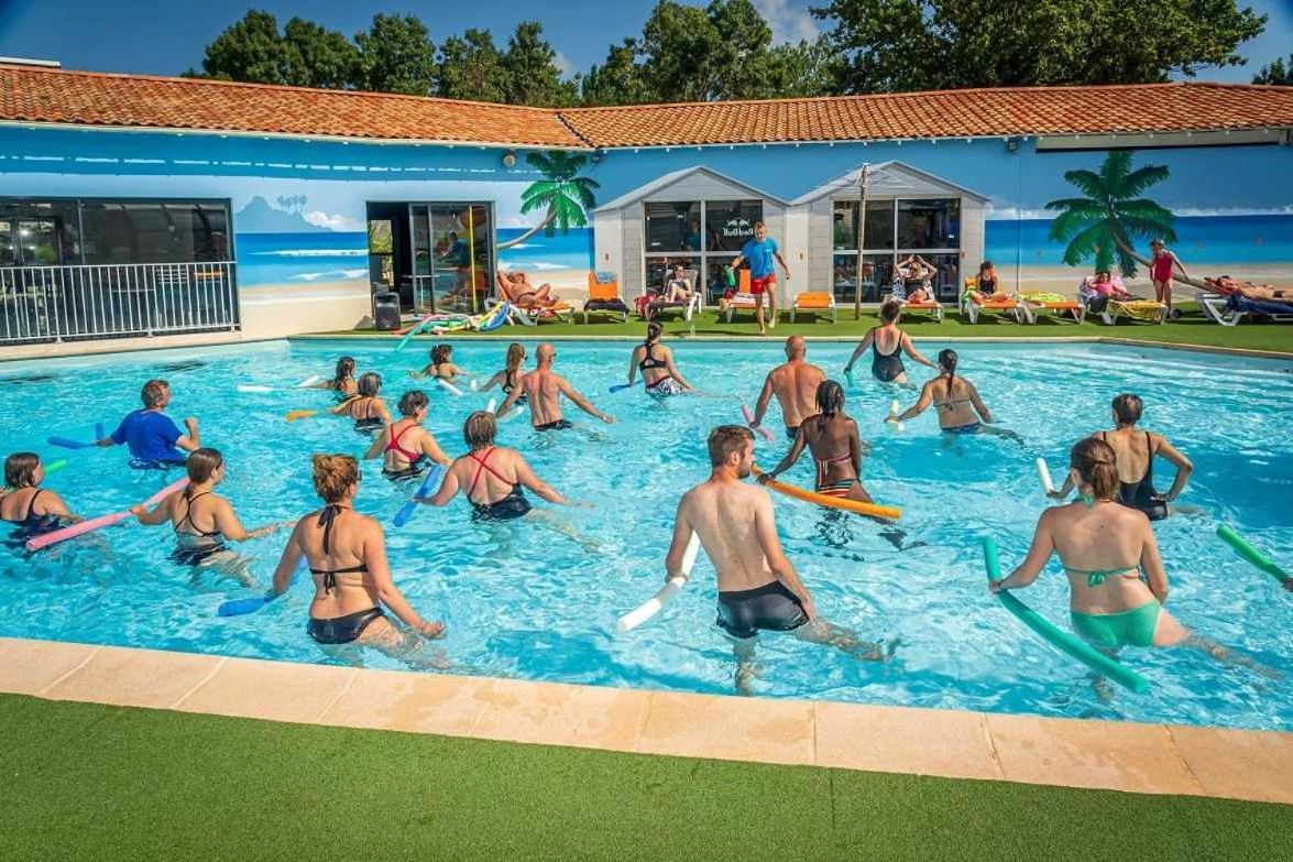 Camping 4 Etoiles - Parc Aquatique - Eei0Fi Saint-Georges-d'Oleron Luaran gambar